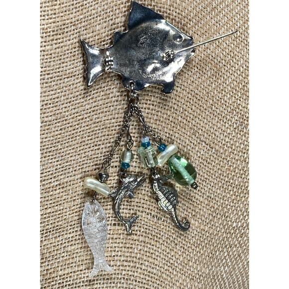 Vintage Fish Brooch Pin Silver Tone With Faux Pearls Glass Dangle Drop - Picture 7 of 8